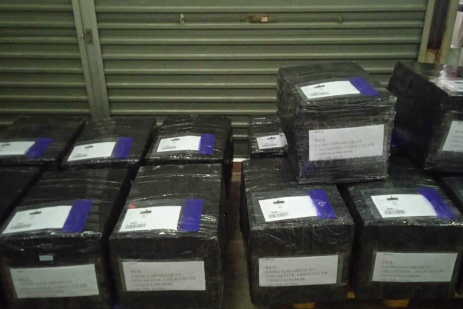 Jasa Kirim Barang ke Hungary DHL Express di Banten